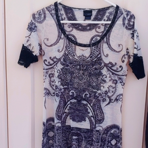 Women's Daytrip tshirt - Picture 1 of 6
